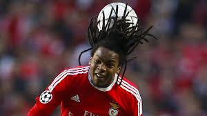 Renato sanches (born 18 august 1997) is a portuguese footballer who plays as a centre midfield for french club losc lille, and the portugal national team. Renato Sanches Wechselt Von Benfica Lissabon Zum Fc Bayern Munchen