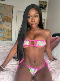 Top 10 Best Black Girl Accounts in OnlyFans This 2024 | fanscribers.com