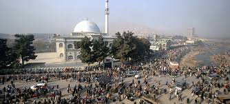 Un attentat a eu lieu mercredi dans le centre diplomatique de kaboul, la capitale afghane, causant la mort d'au moins 80 personnes. Afghanistan L Attentat A La Bombe Contre Une Ecole De Kaboul Condamne Par L Onu Onu Info