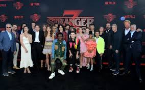 Stranger things 4, the fourth season of stranger things was officially announced on september 30, 2019. Stranger Things Season 4 New And Returning Cast Popsugar Entertainment
