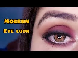 how to model eye makeup look party