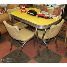 chrome 1950's kitchen table & 4 chairs