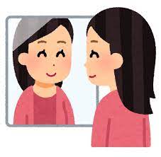 鏡を見る人のイラスト（笑顔の女性） | かわいいフリー素材集 いらすとや