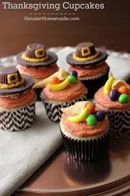 I'm not a big fan of the candy corn turkeys but i must admit this one is cute and kids love to bake and decorate! Thanksgiving Cupcakes Pilgrim Hats And Cornucopia Hoosier Homemade