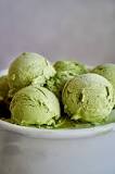 Does green tea ice cream have caffeine?