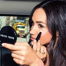 watch meghan markle do her makeup in
