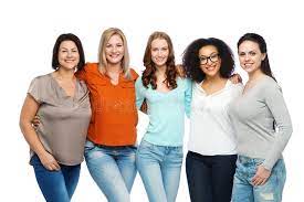 Gruppe Glückliche Verschiedene Frauen in Der Zufälligen Kleidung Stockbild  - Bild von karosserie, erzeugung: 70838365