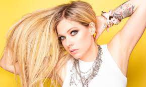 Avril Lavigne makes iconic TikTok debut ...