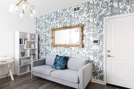 9 ways to use wallpaper in a living room