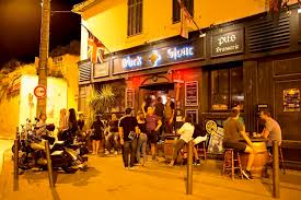 BLACK STONE - Bar Restaurant à MARSEILLE | Check.fr