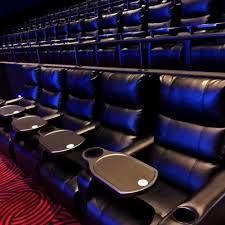 theaters that serve alcohol