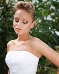 makeup tips for an outdoor wedding