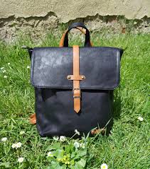 Elegantní dámský batoh HURT M-258 (5) černá | online obchod pegal.cz