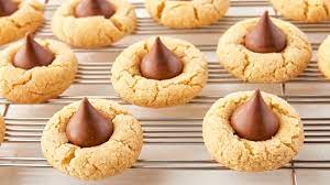 Peanut Butter Cookies With Hershey Kiss gambar png
