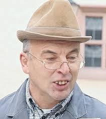 Der Wernfelder Wolfgang Gmelch in seiner Rolle als Freizeit-Kabarettist.