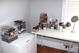 my makeup storage and organization