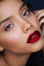 christmas makeup with red lipstick for