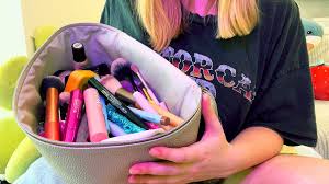asmr makeup bag organising lo fi