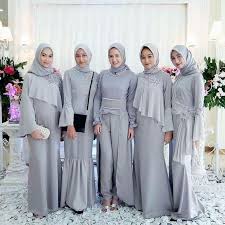 Kondisi hati serta psikis yang tenang dan. Bridesmaidkebayakondangan Hijabdressparty Bridesmaids Hijabdress Instagram Hijab These Squad What Are Our Pakaian Pesta Pakaian Jelita Model Pakaian