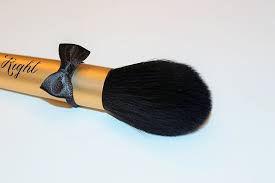 too faced mr right perfect powder brush