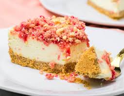 strawberry crunch cheesecake in the