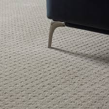 Carpet floors can be a hassle to work around, especially when you're renting, but they don't have to be! How To Choose The Best Carpet For Your Home