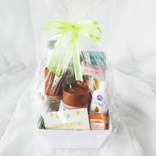 baby shower gifts gifts for mom and