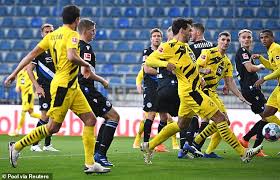 The bvb women's handball team have exacted revenge on buxtehuder sv for their defeat in the dhb cup round of 16. Arminia Bielefeld 0 2 Borussia Dortmund Mats Hummels Double Keeps Bvb Level With Bayern Munich Readsector
