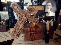 Vintage Wooden Wall Cross Crucifix