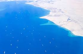 It is 101 miles long and 984 feet wide at its narrowest point, running between port said on the mediterranean sea. Lff3ep9e Jo4tm