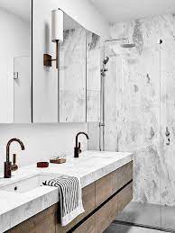 45 Best Modern Bathroom Mirrors Ideas