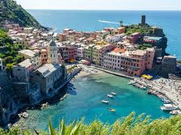 Cinque terre national park, which is part of the unesco world heritage, has environmental and cultural features which are essential to safeguard: Parco Nazionale Delle Cinque Terre Italia Parchi