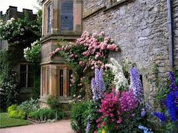 Lovely Old English Cottage Garden