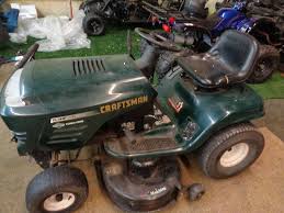 This craftsman riding mower gets its name from how it is about 42 inches in size. Craftsman 42 Ez3 Mulching Deck 6 Speed Riding Mower With 19 5 Hp Briggs And Stratton Engine Grandview Triangle Auction Appliances And Outdoor Equipment Equip Bid