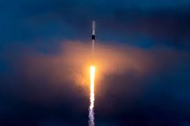 Spacex designs, manufactures and launches advanced rockets and spacecraft. Rocket Launch Spacex Falcon 9 Starlink 17