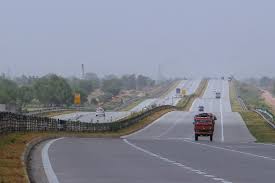 agra to delhi by road distance time