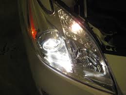 2010 prius low beam bulb replacement