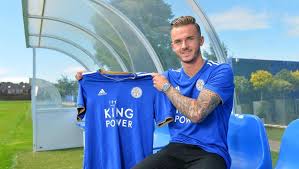 King power y el club han además, pantalones cortos blancos y medias azules completan el nueva camiseta leicester city 2020 2021 para los juegos como director del equipo. El Leicester City Firma A Una Nueva Promesa