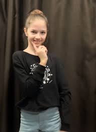 She has over half a million followers on the internet. 140 Dana Taranova Ideas Russian Models Model Dancer