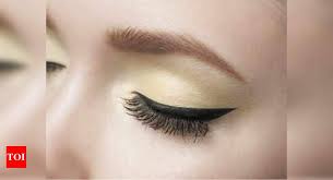 perfect winged eye makeup