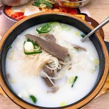 healthy korean ox bone soup