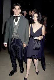 They dated for 2 years after getting together in apr 1988. Al On Twitter Johnny Depp And Winona Ryder Seeing Each Other For The First Time After Their Break Up In 1991