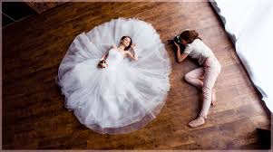 Trying different lighting ideas, whether in posing or with lighting, to give the bride and groom a variety of images. Why Are Wedding Pictures So Expensive 5 Reasons