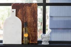 12 things to put on your windowsills