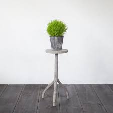 42 unique decorative plant stands for