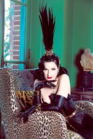 20 marc jacobs muses (and beauty rebels!) who stole our hearts. Dita Von Teese Gibt Einen Einblick In Ihre Glamourose Burlesque Welt Vogue Germany