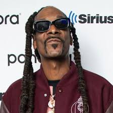 snoop dogg accused of ual ault