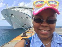 travel agent for cruise lines