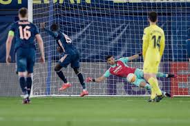 Limp arsenal fail to rise to challenge. Villarreal 2 1 Arsenal Player Ratings As Gunners Salvage Away Goal In First Leg Defeat
