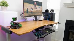 It should accommodate people of the average female and average male. Review Uplift Desk Adjustable Height Standing Desk
